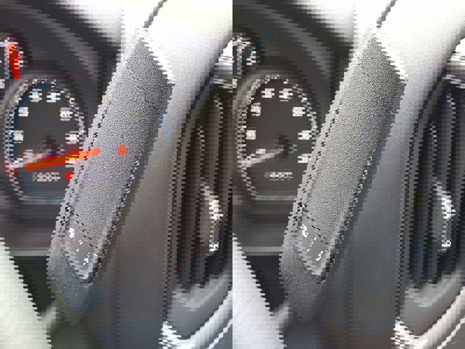 Used 2023 Chevrolet Silverado 1500 Custom Trail Boss w/ 2.7L Blackout Package image 13