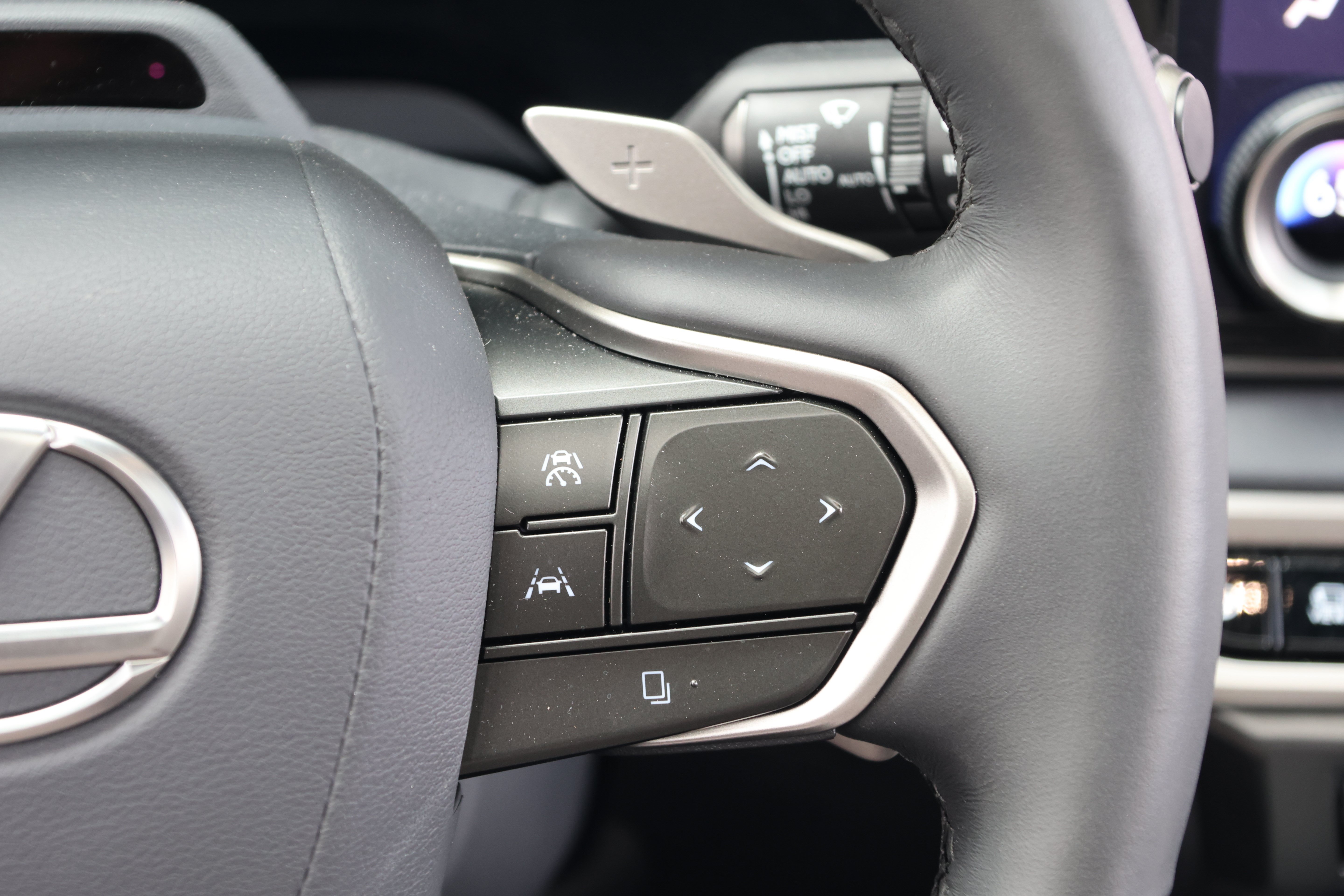 Used 2025 Lexus RX 350 Premium Plus w/ Convenience Package FWD image 20