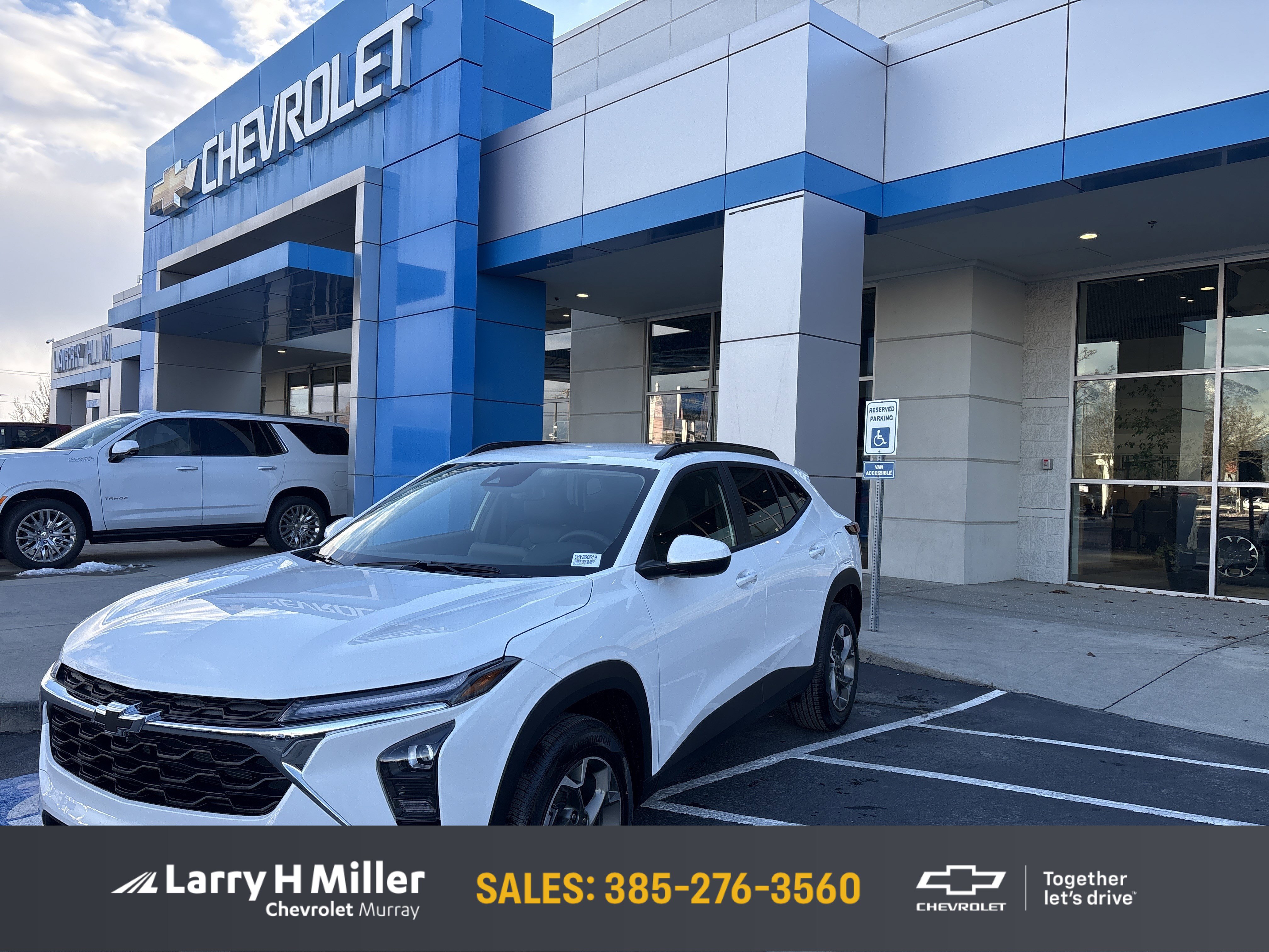 New 2026 Chevrolet Trax LT w/ Driver Confidence Package FWD image 1
