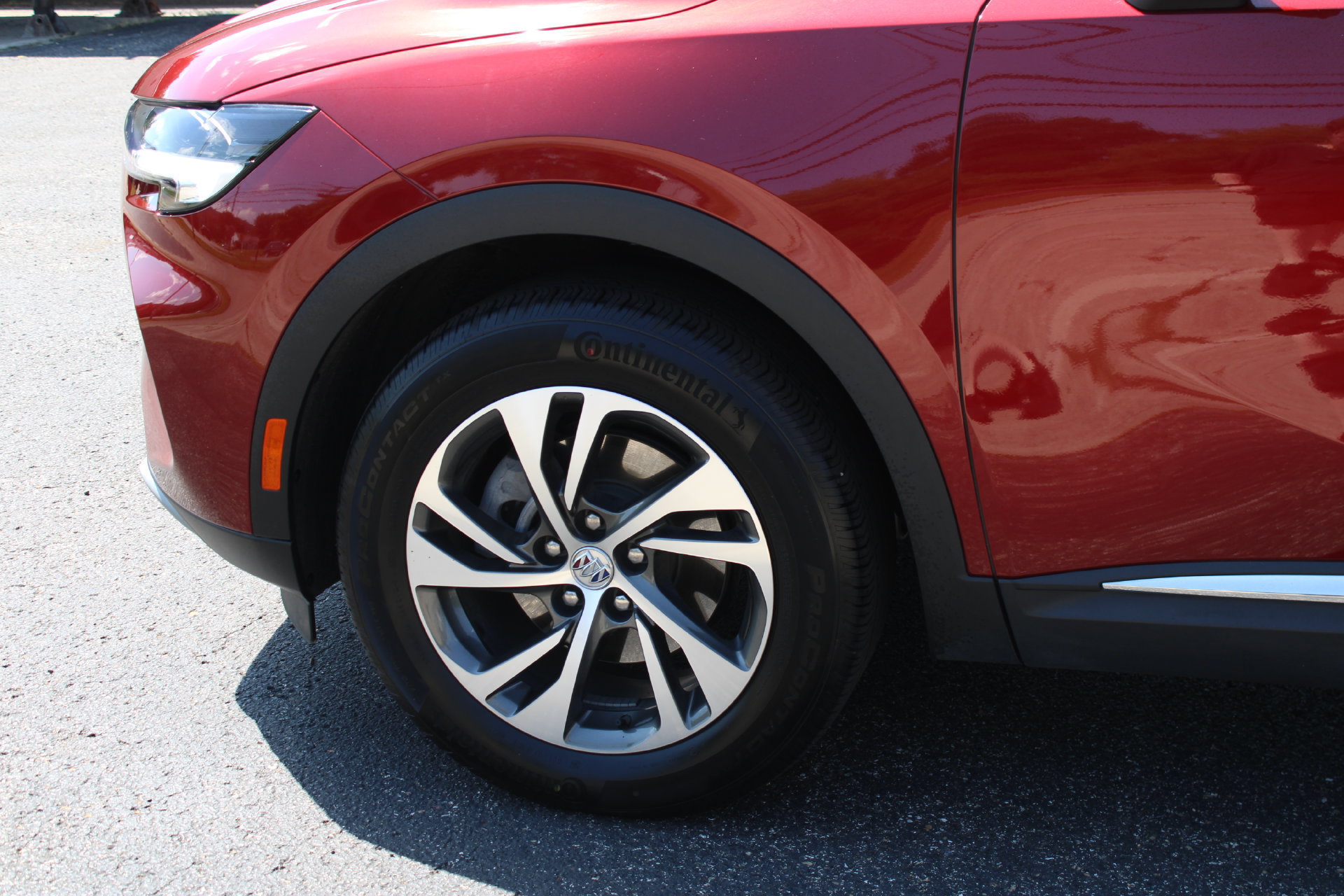 Used 2023 Buick Envision Essence FWD image 10