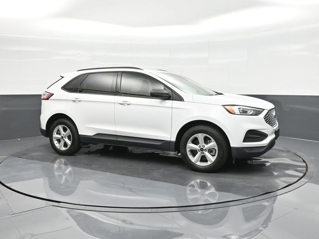Used 2024 Ford Edge SE image 17