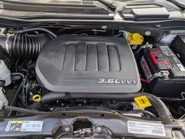 Used 2018 Dodge Grand Caravan SXT image 21