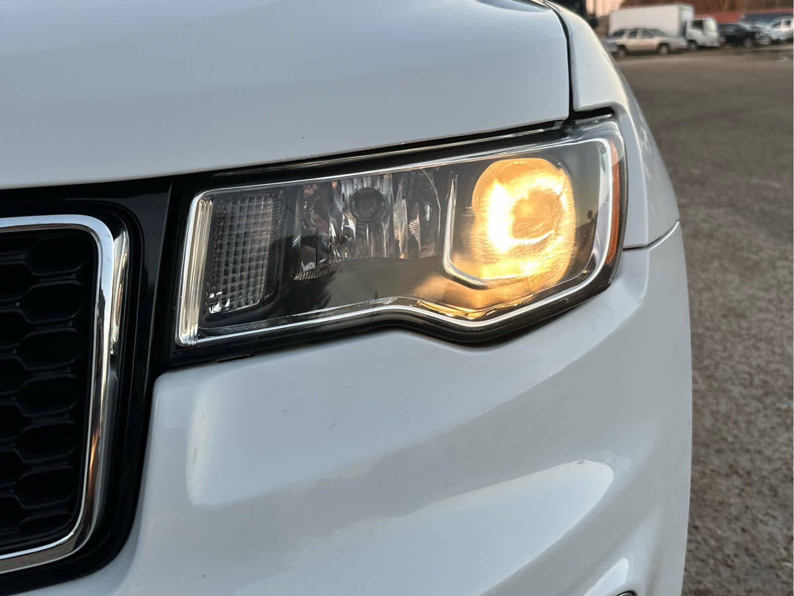 Used 2019 Jeep Grand Cherokee Limited w/ Trailer Tow Group IV image 9