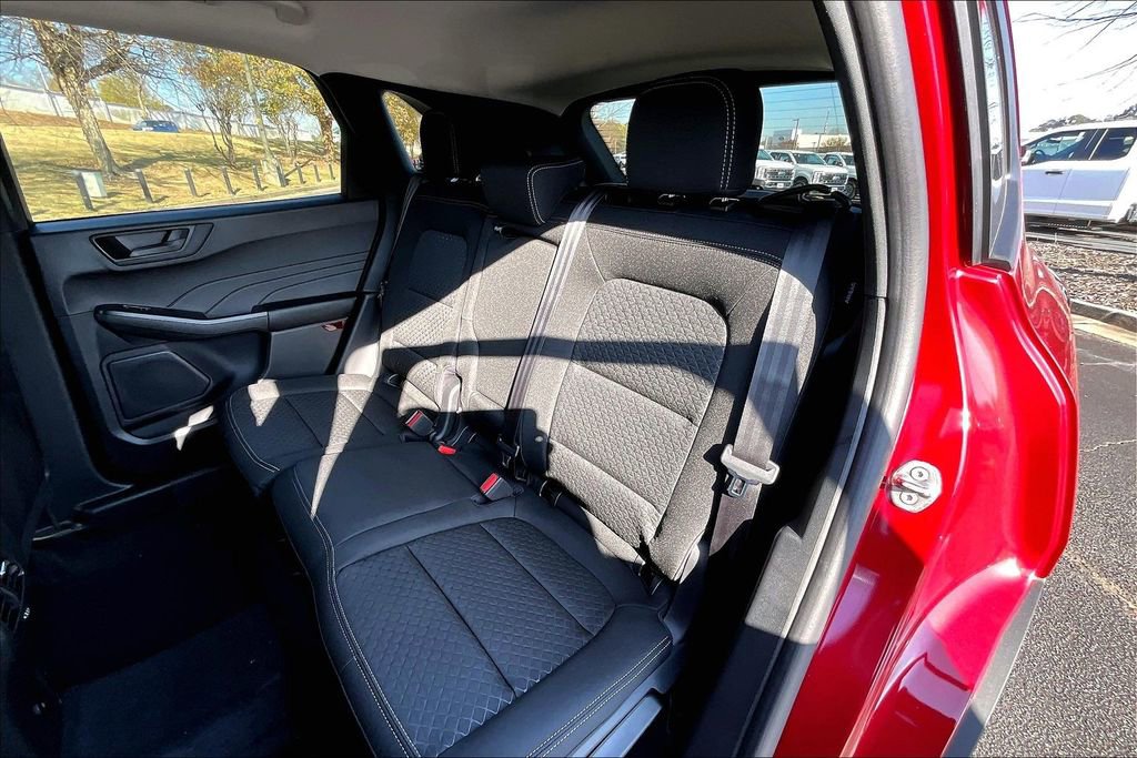 New 2026 Ford Escape Active w/ Cold Weather Package FWD image 10