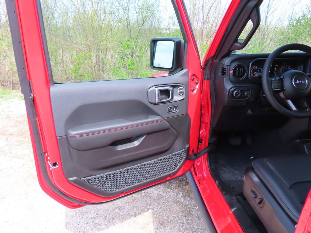New 2026 Jeep Wrangler Unlimited Rubicon AWD/4WD image 21