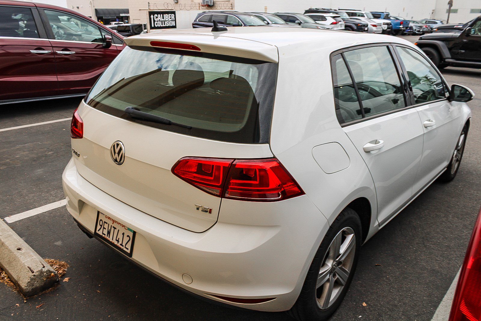 Used 2017 Volkswagen Golf Wolfsburg Edition FWD image 7