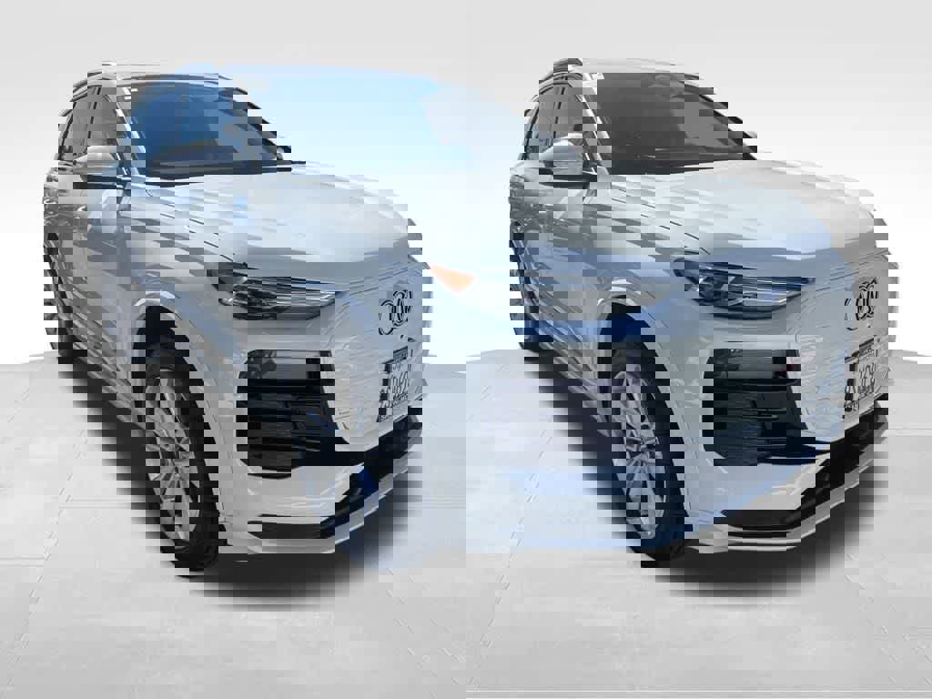 Used 2025 Audi Q6 e-tron Premium w/ Convenience Package