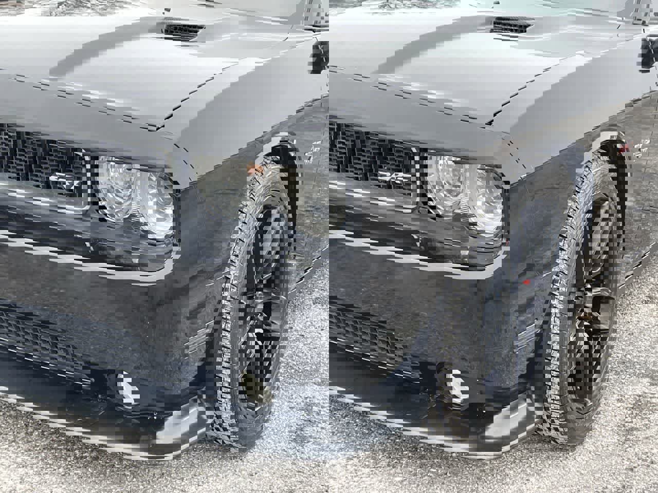 Used 2012 Dodge Challenger SRT8 image 36