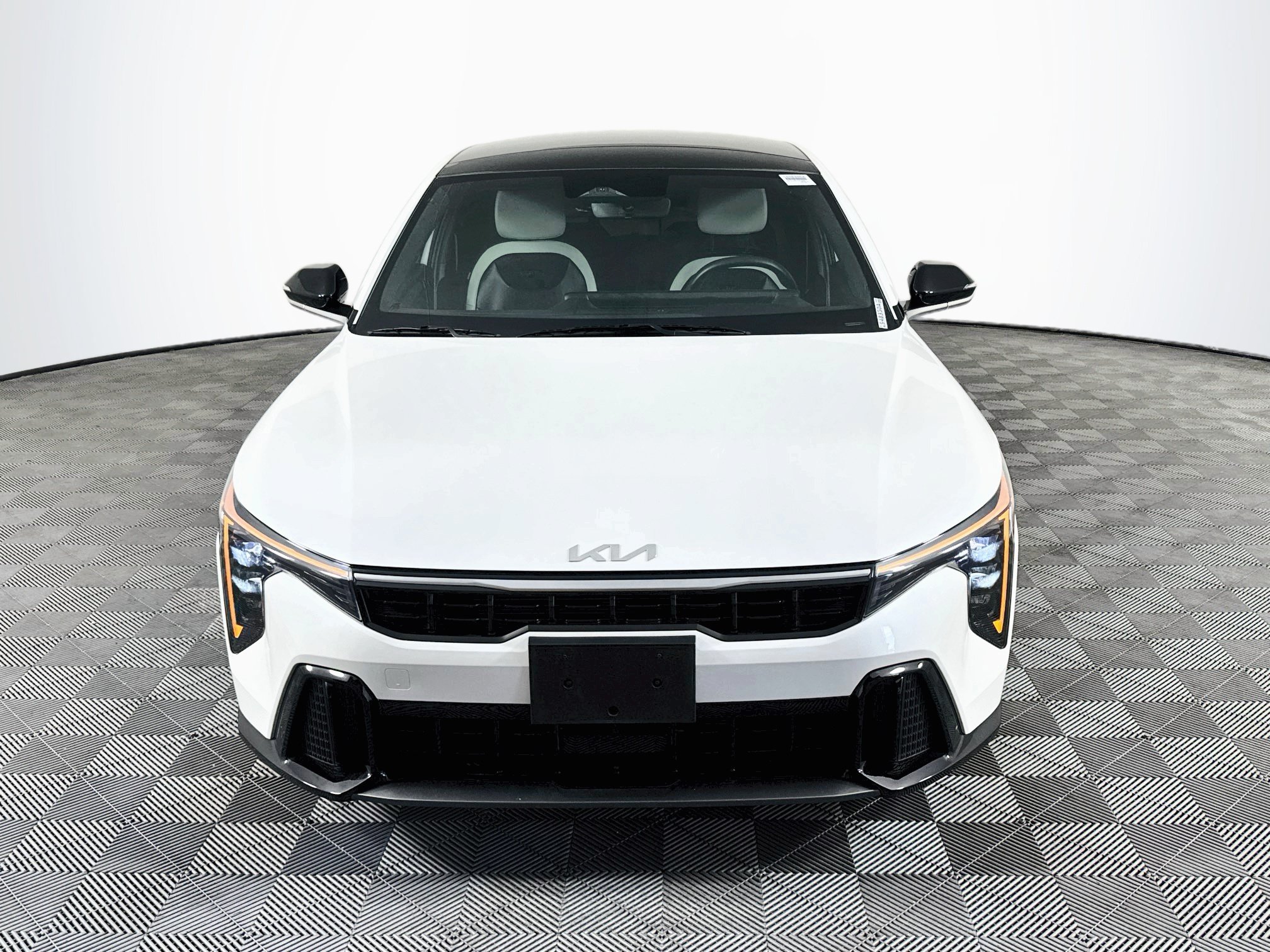 Used 2026 Kia K4 GT-Line w/ GT-Line Premium Package FWD image 2