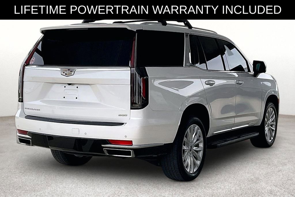 Used 2024 Cadillac Escalade Luxury RWD image 2