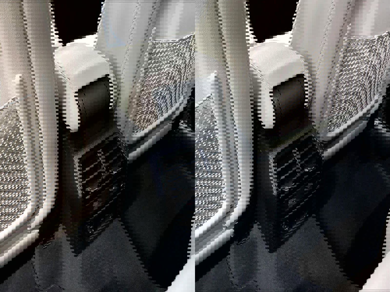 Certified 2025 Audi Q3 2.0T Premium image 36