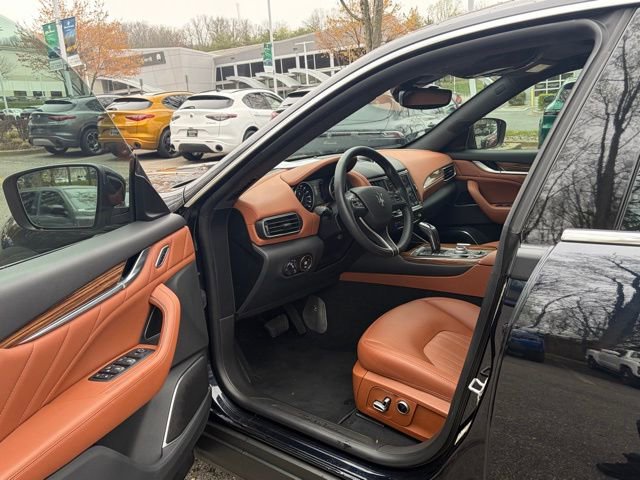 Used 2022 Maserati Levante GT image 20