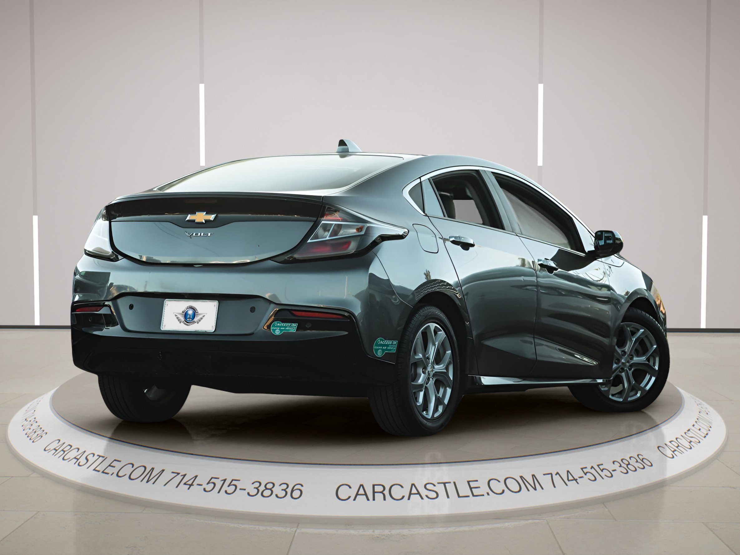 Used 2016 Chevrolet Volt Premier w/ Driver Confidence Package FWD image 5