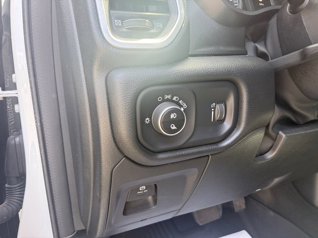 Used 2023 RAM 1500 Big Horn RWD image 18
