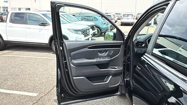 Used 2024 Honda Pilot EX-L image 8