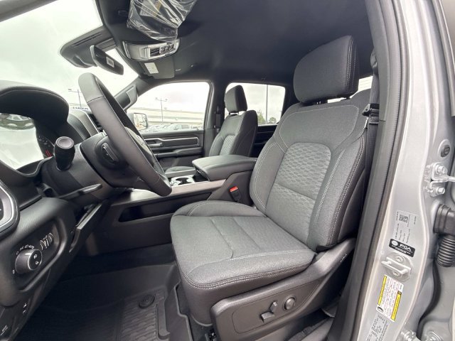 New 2026 RAM 1500 Big Horn AWD/4WD image 6
