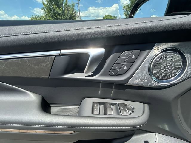 New 2025 Buick Enclave Avenir w/ Super Cruise Package image 40