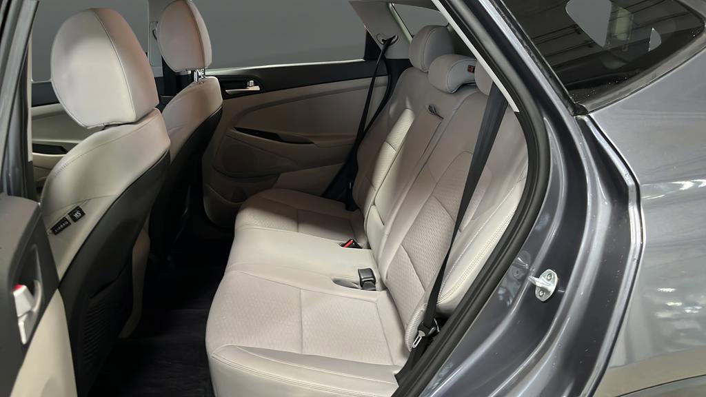 Used 2019 Hyundai Tucson SE w/ Cargo Package FWD image 21