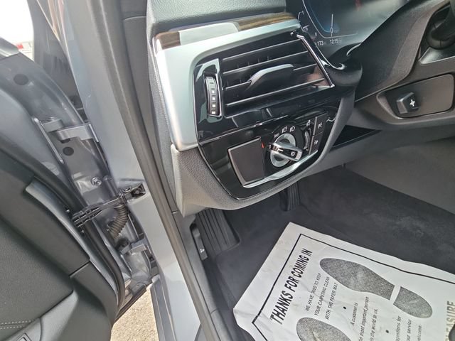 Used 2023 BMW 530e xDrive AWD/4WD image 38