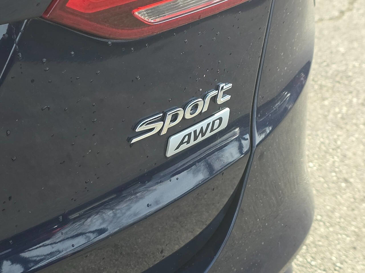 Used 2018 Hyundai Santa Fe Sport image 9