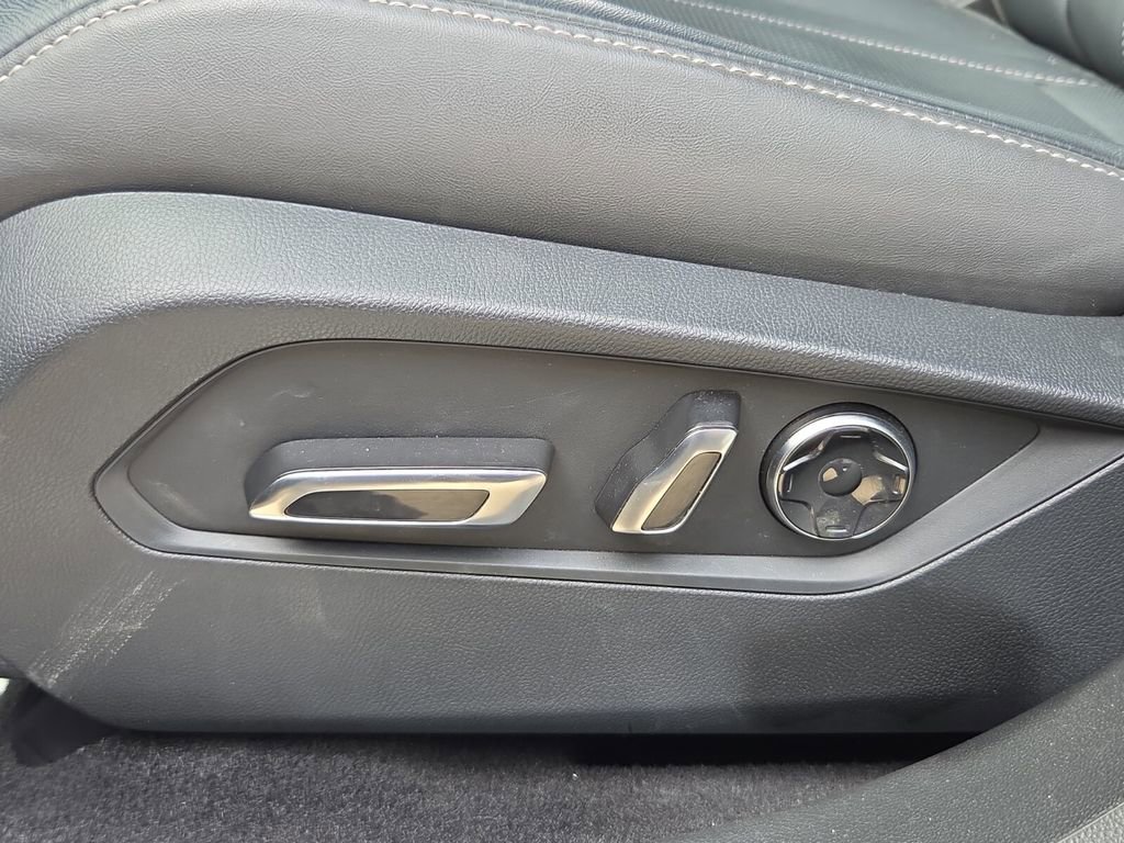 Used 2023 Acura RDX w/ Technology Package image 12