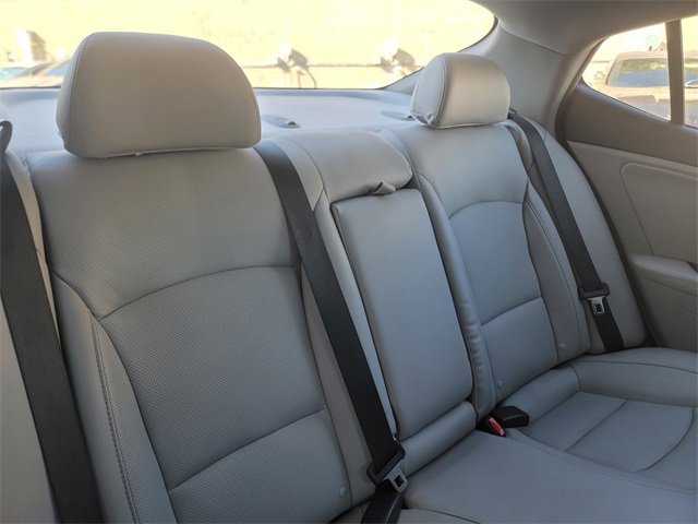 Used 2015 Kia Optima EX image 17