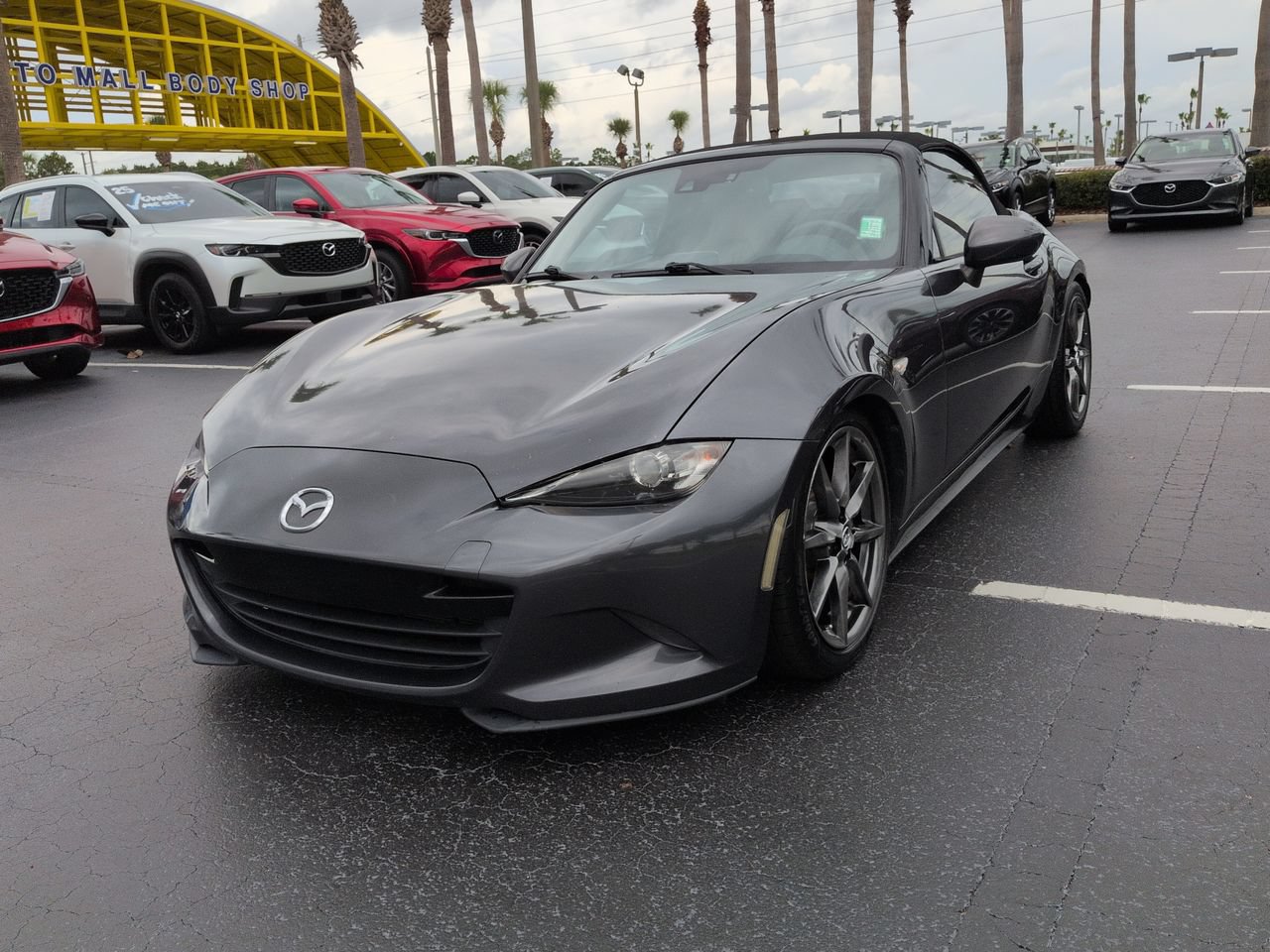 Used 2016 MAZDA MX-5 Miata Grand Touring RWD image 8