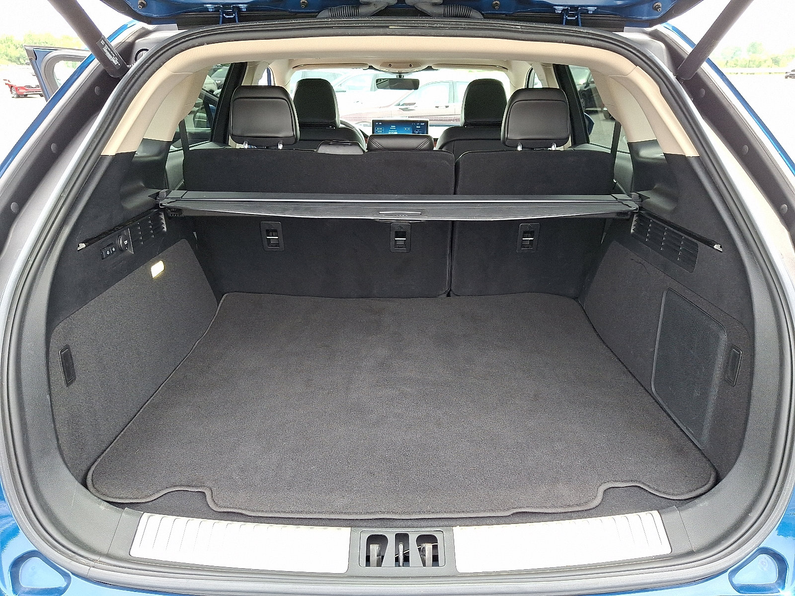 Used 2021 Lincoln Nautilus Reserve w/ Cargo Utility Package image 29