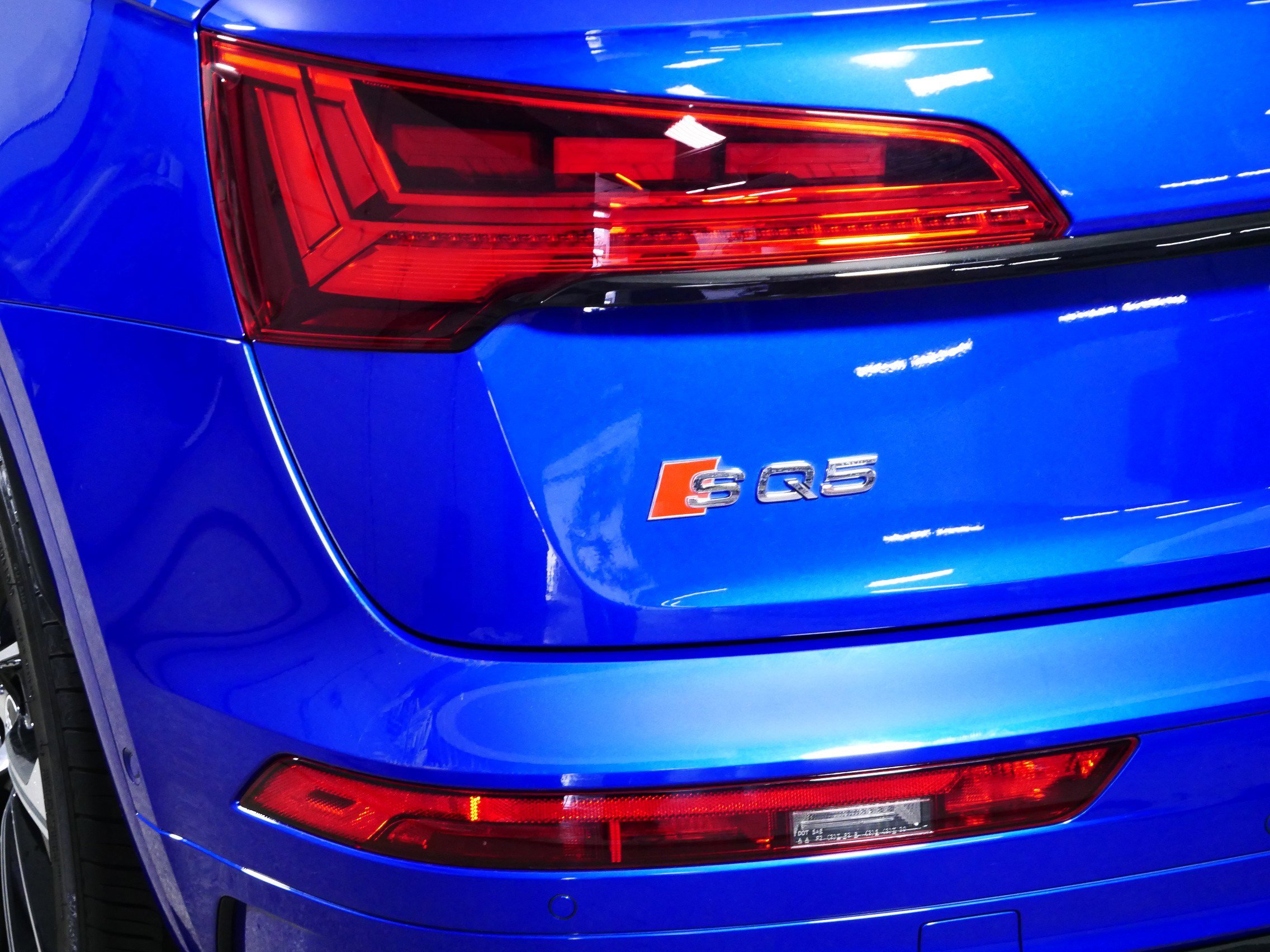 Used 2022 Audi SQ5 Prestige w/ Prestige Package image 17