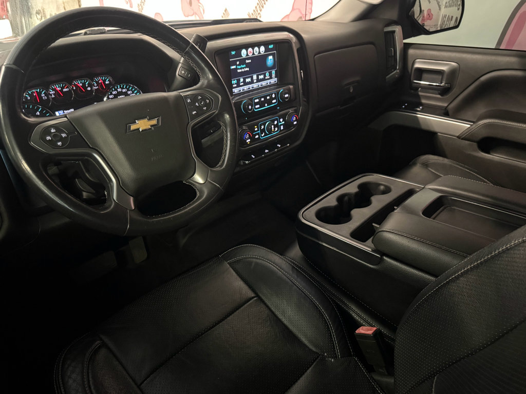 Used 2018 Chevrolet Silverado 1500 LT w/ All Star Edition AWD/4WD image 18