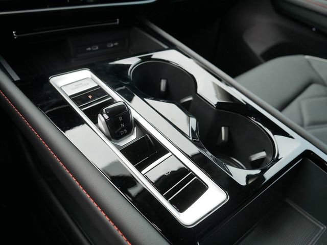 New 2026 Volkswagen Atlas Peak Edition image 11