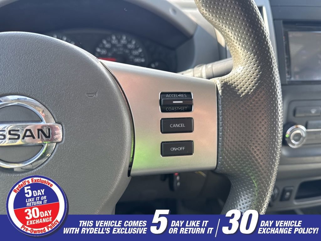 Used 2017 Nissan Frontier SV image 7