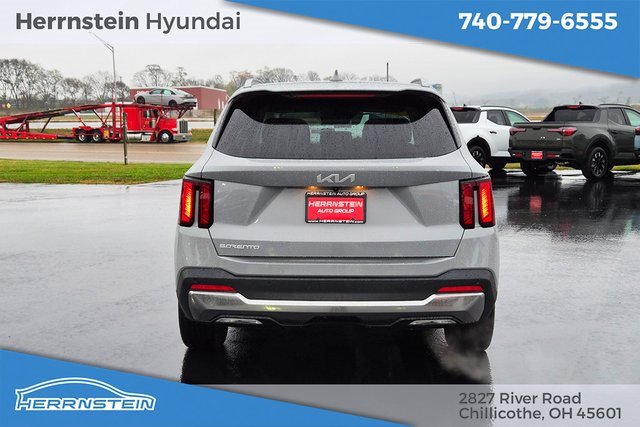 Used 2024 Kia Sorento S w/ Panoramic Sunroof Package image 34