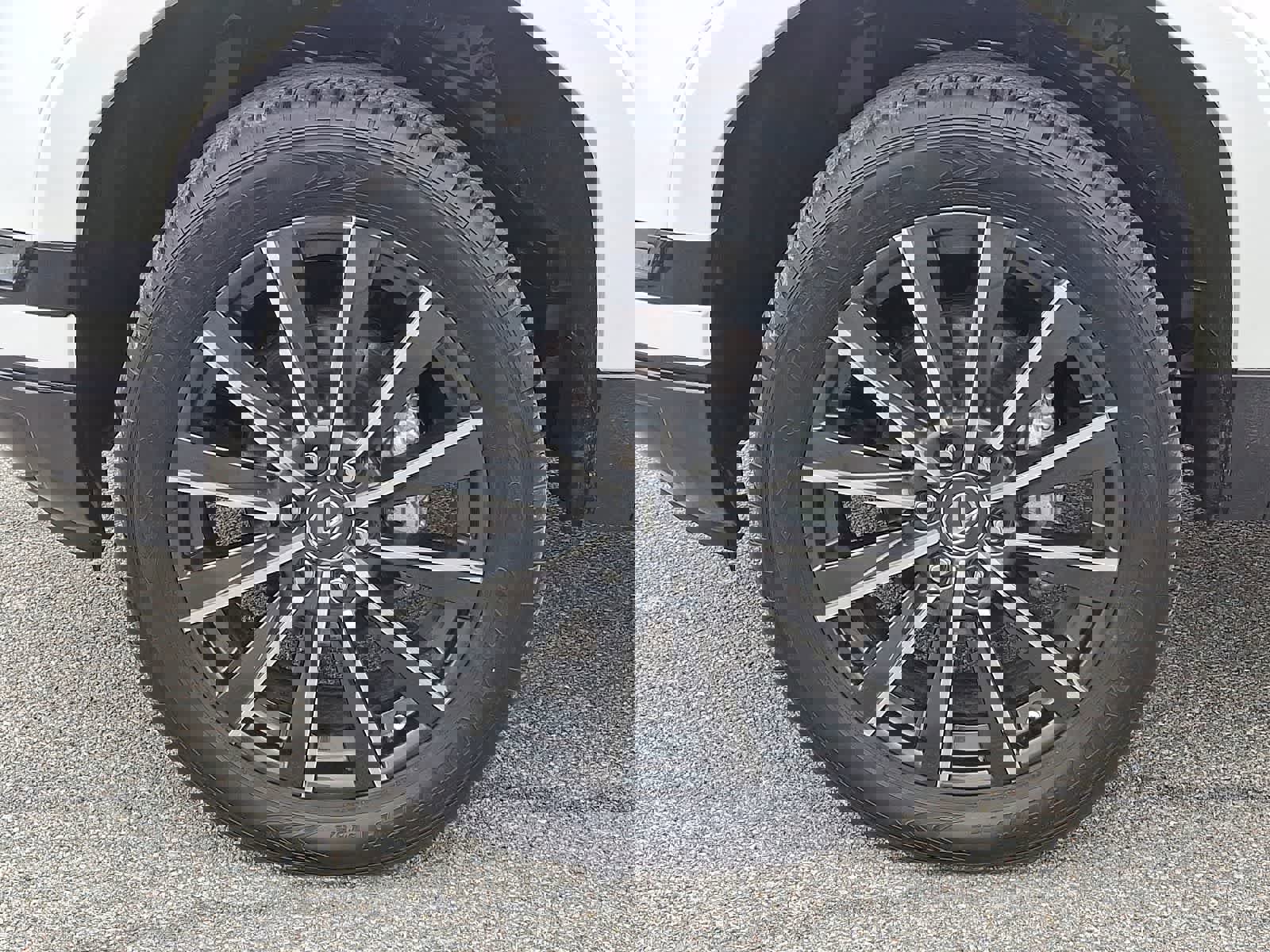 Used 2024 Lexus GX 550 w/ Accessory Package (2T) image 9