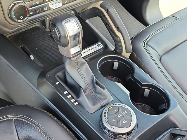 Used 2025 Ford Bronco Badlands AWD/4WD image 12