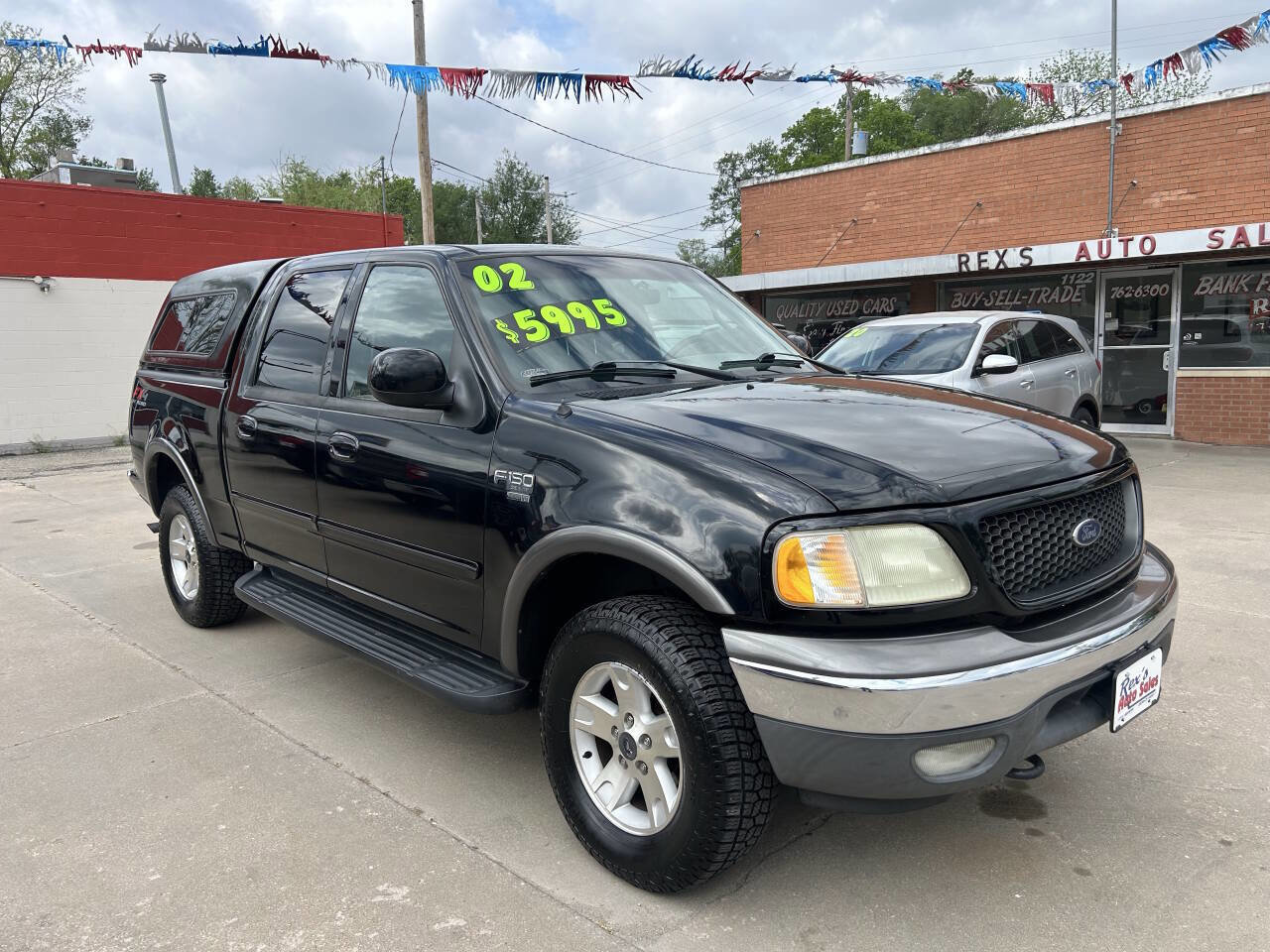 Used 2002 Ford F150 XLT AWD/4WD image 4