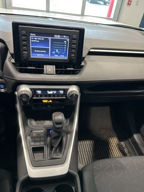 Used 2019 Toyota RAV4 XLE AWD/4WD image 13