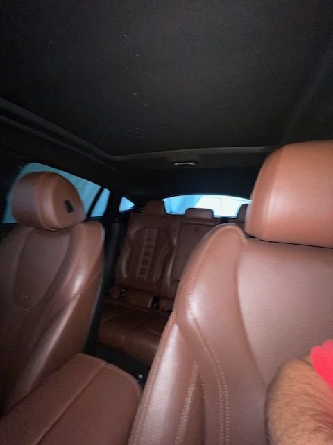 Used 2020 BMW X6 xDrive40i w/ M Sport Package image 40