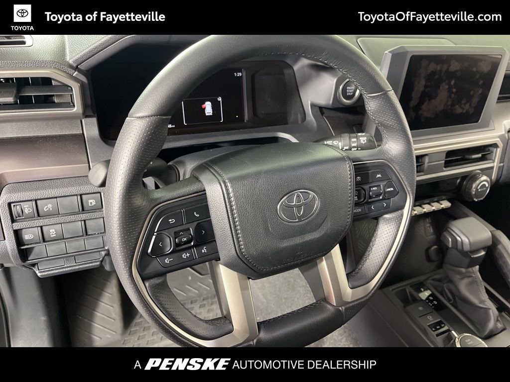 Certified 2025 Toyota 4Runner SR5 AWD/4WD image 27