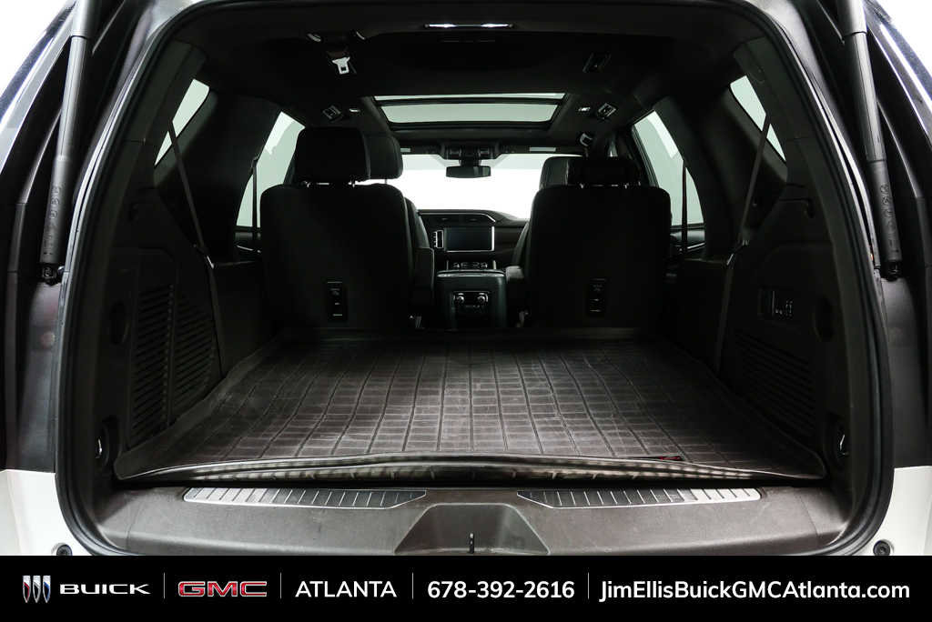 Used 2022 GMC Yukon Denali image 24