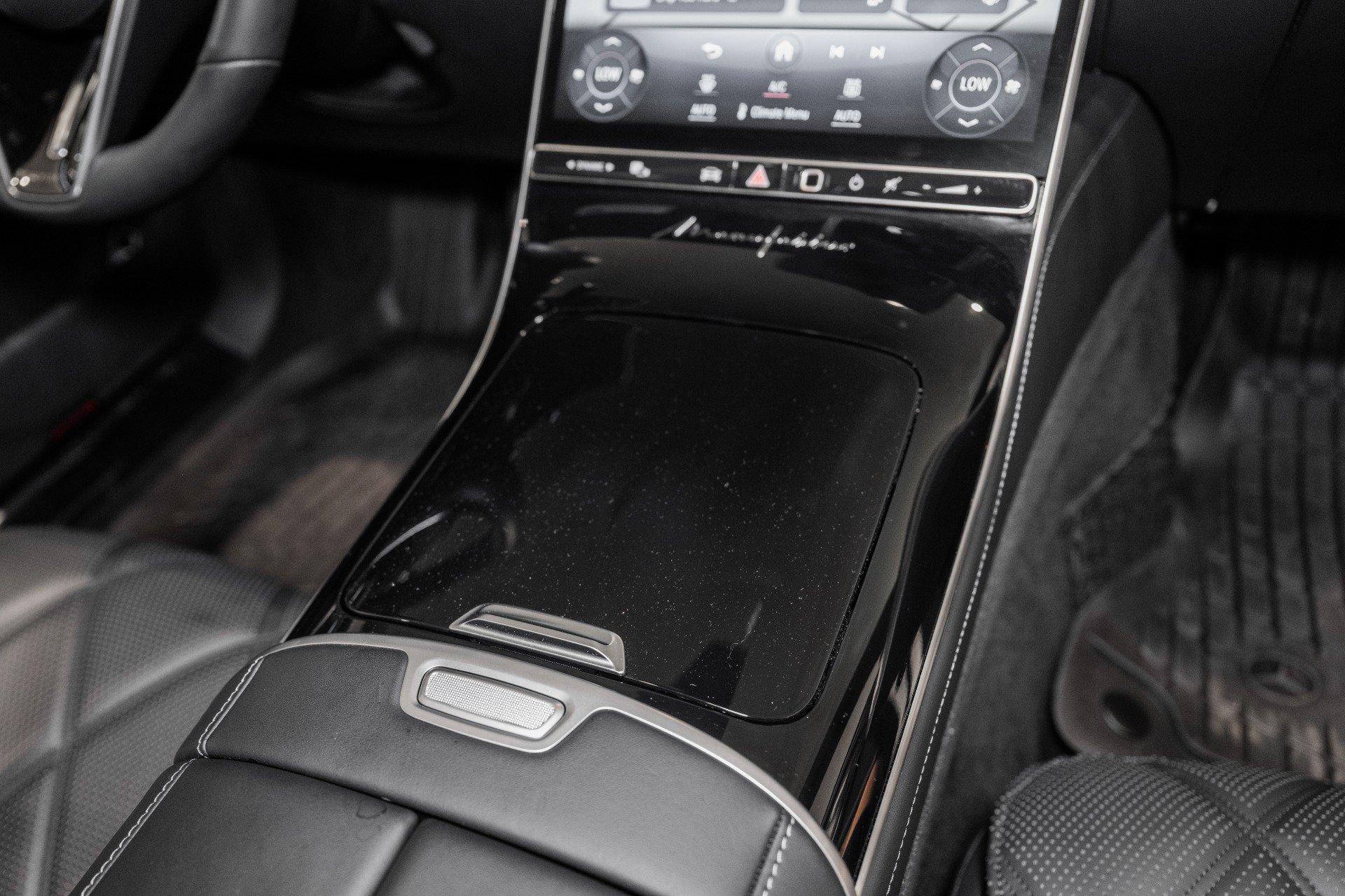 Used 2023 Mercedes-Benz Maybach S 680 4MATIC image 48