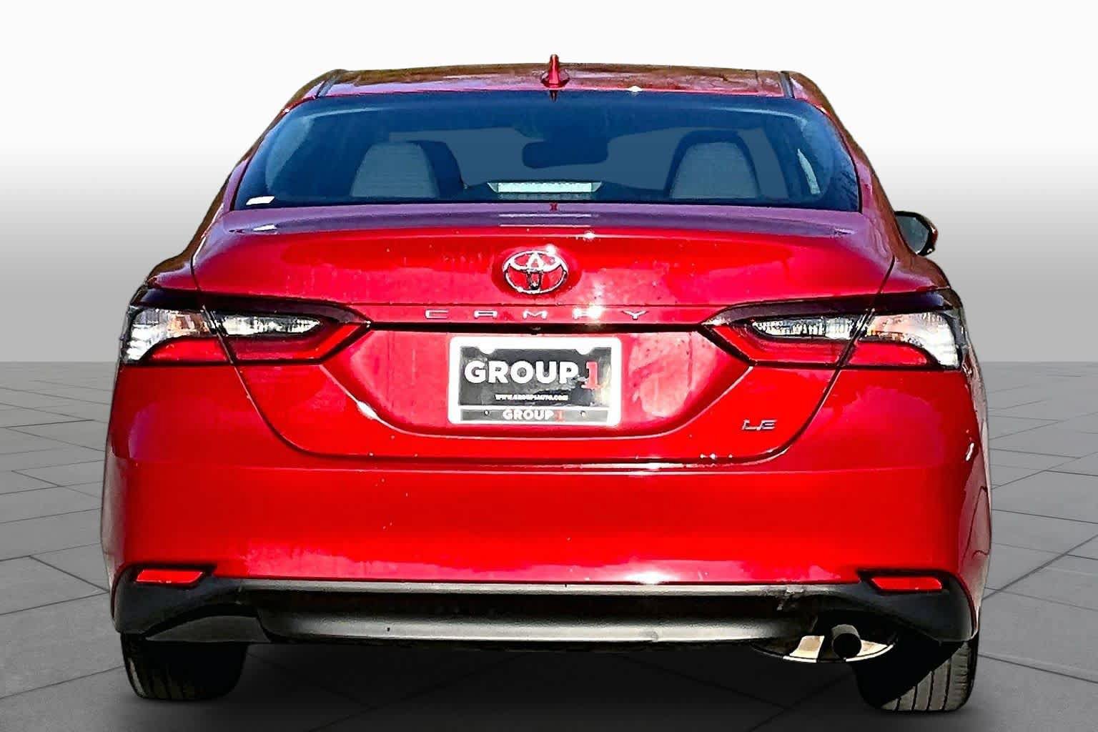 Used 2023 Toyota Camry LE w/ Convenience Package FWD image 4
