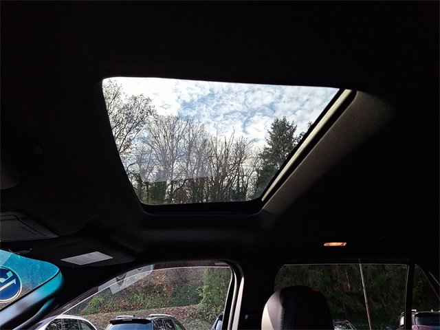 Used 2015 Ford Explorer Limited image 17