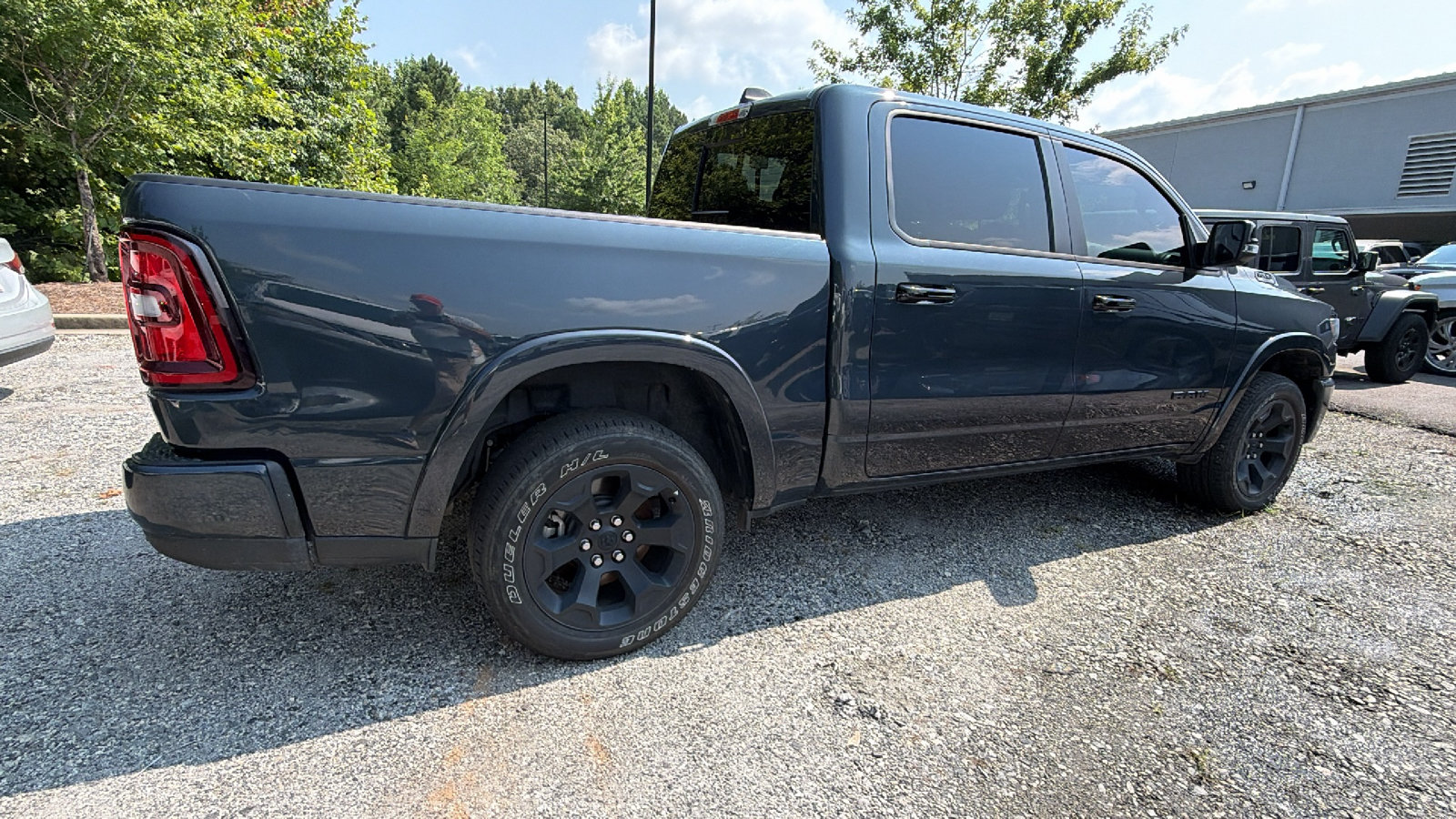 Used 2025 RAM 1500 Big Horn AWD/4WD image 8