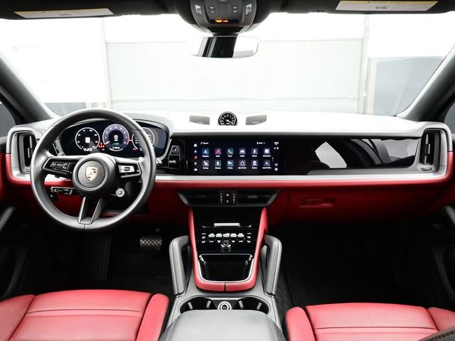 Certified 2024 Porsche Cayenne Coupe AWD/4WD image 20