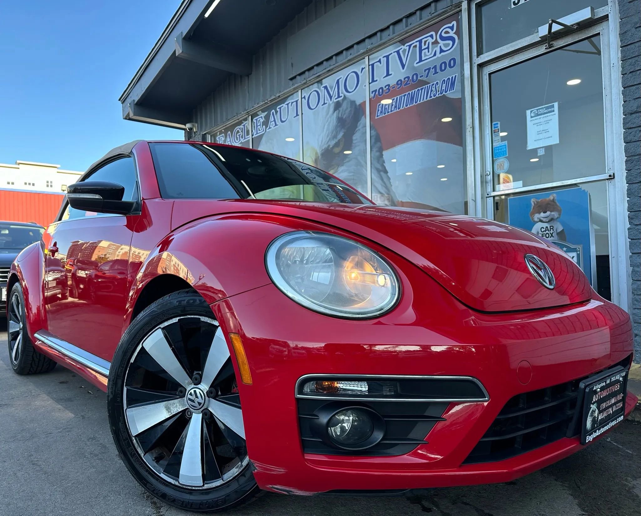 Used 2013 Volkswagen Beetle 2.0T image 1