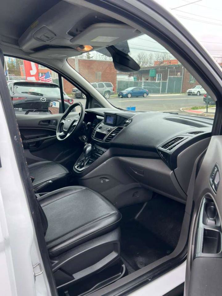 Used 2019 Ford Transit Connect XL image 26