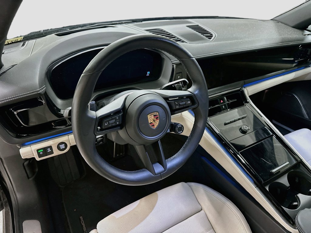 Certified 2024 Porsche Panamera 4 AWD/4WD image 4