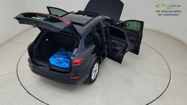 Used 2025 Audi Q6 e-tron Premium w/ Convenience Package RWD image 83