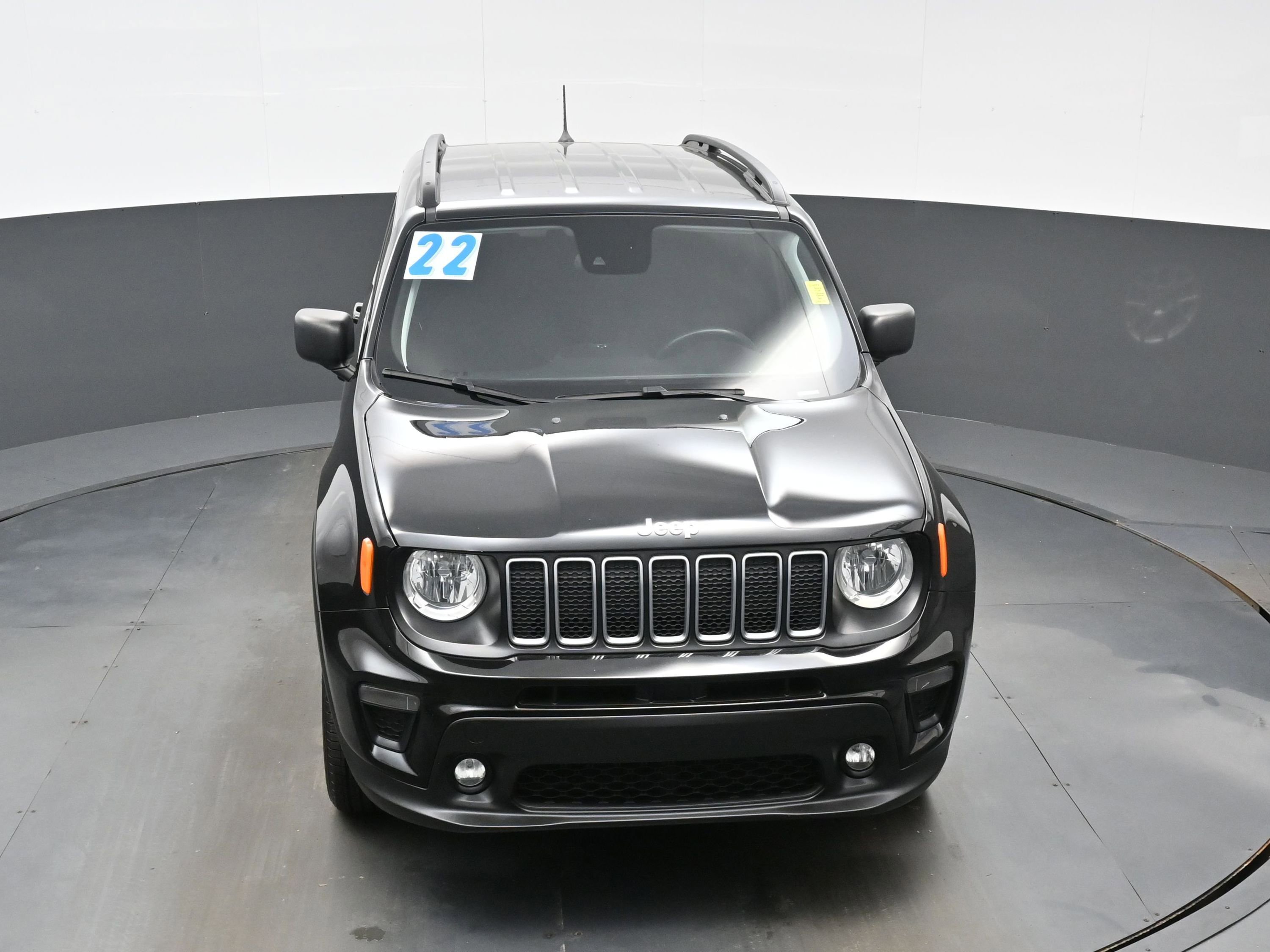 Used 2022 Jeep Renegade Latitude AWD/4WD image 37